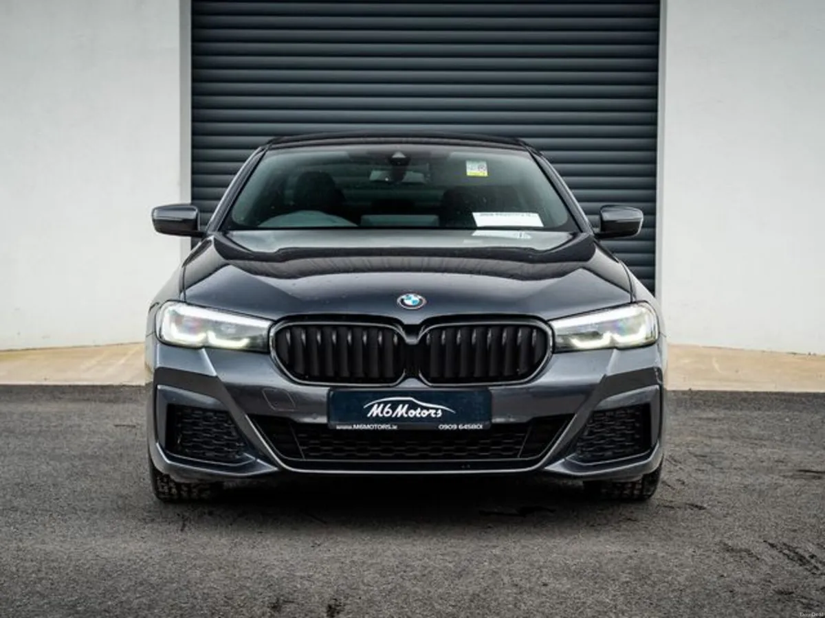 BMW 5-Series 520D M SPORT - Image 2
