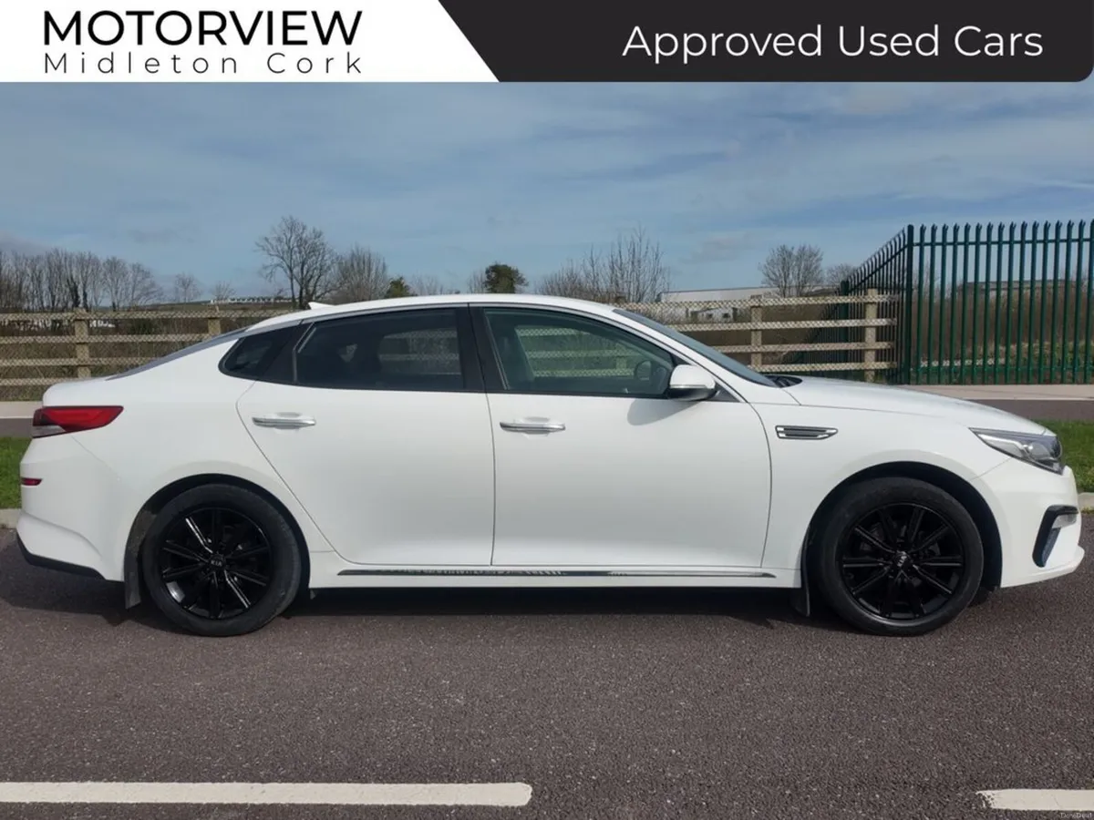 Kia Optima 1.6D Excellent Condition! Touch Screen - Image 3
