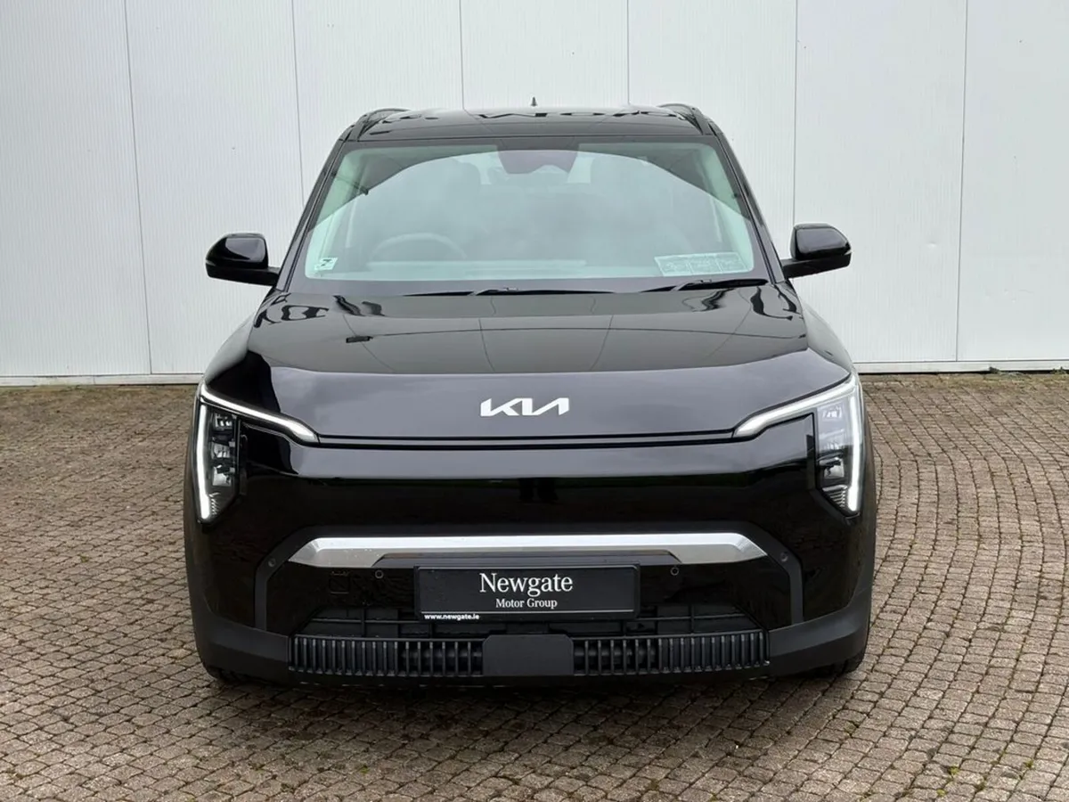 Kia EV3 EARTH 2 Long Range - Image 2