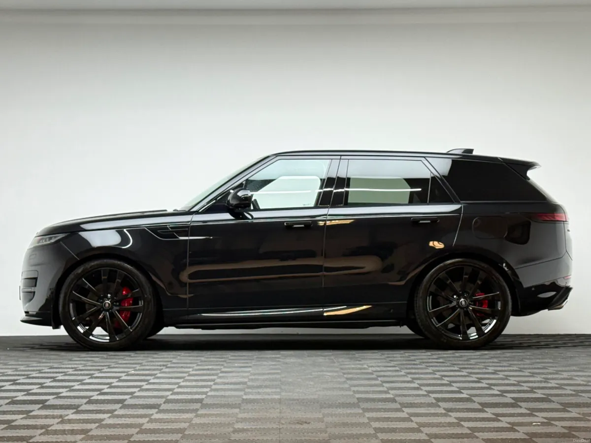 Land Rover Range Rover Sport EDITION P460E 3.0 *HU - Image 4