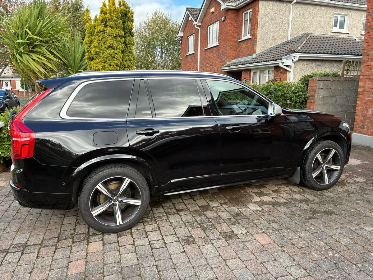 Volvo XC90 - Image 4