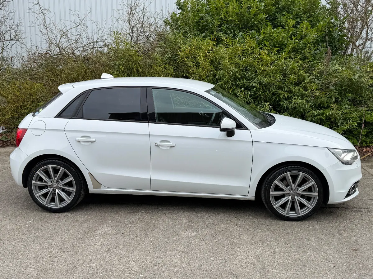 Audi A1 Sport Automatic, low km - Image 3