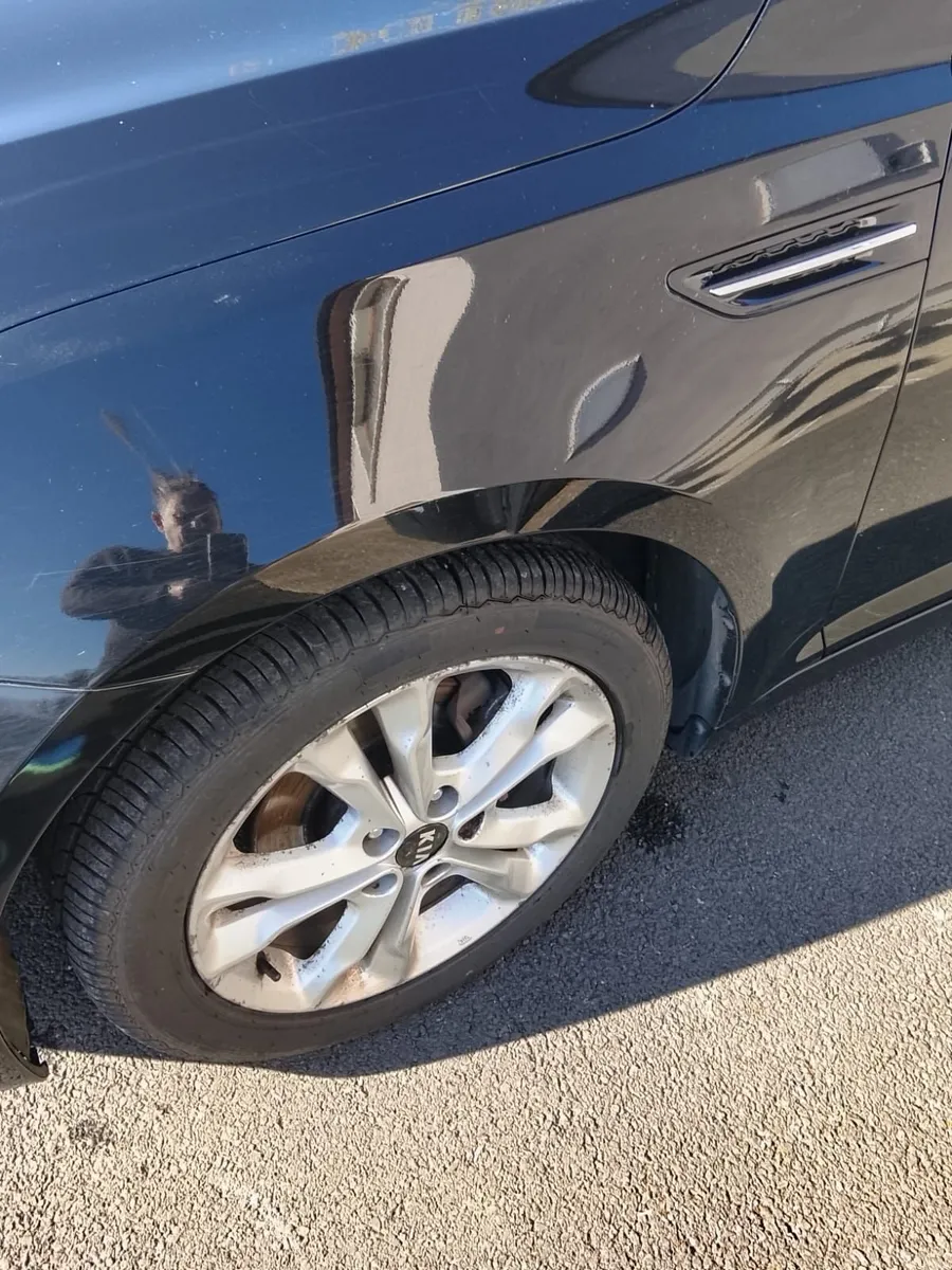 Kia Optima 2012 - Image 2