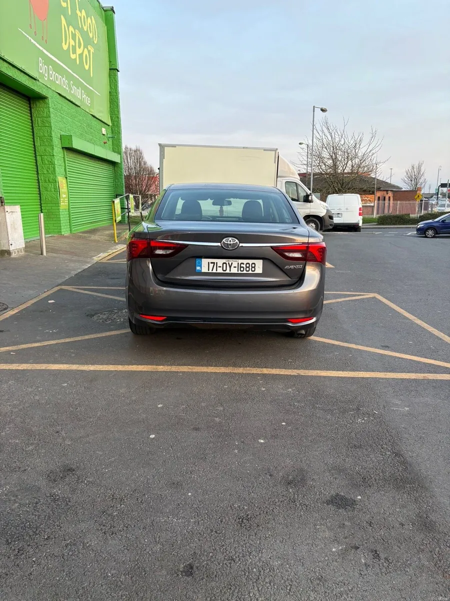 Toyota avensis - Image 2