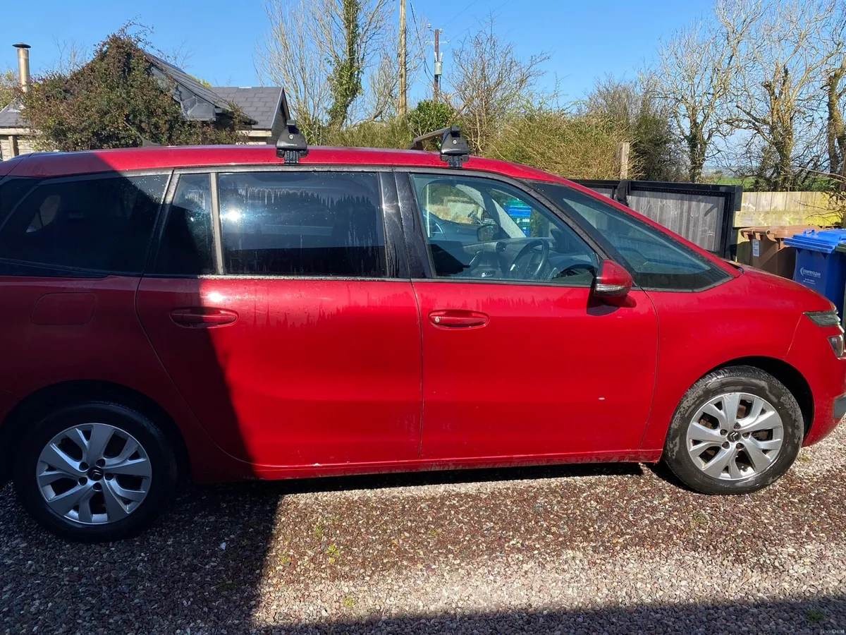 Citroen C4 Picasso 7 Seater - Image 4