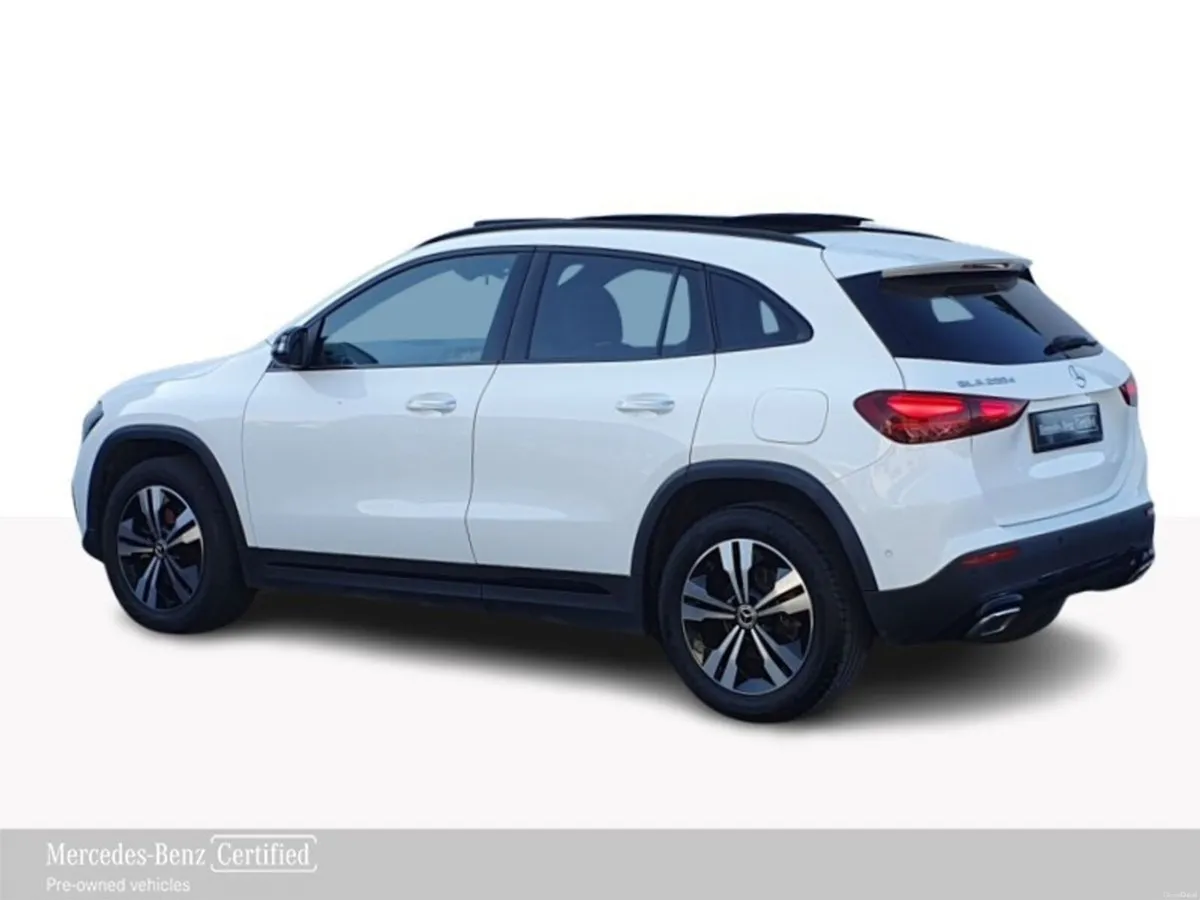 Mercedes-Benz GLA GLA 200 d A/T Progressive 2.0 Di - Image 3