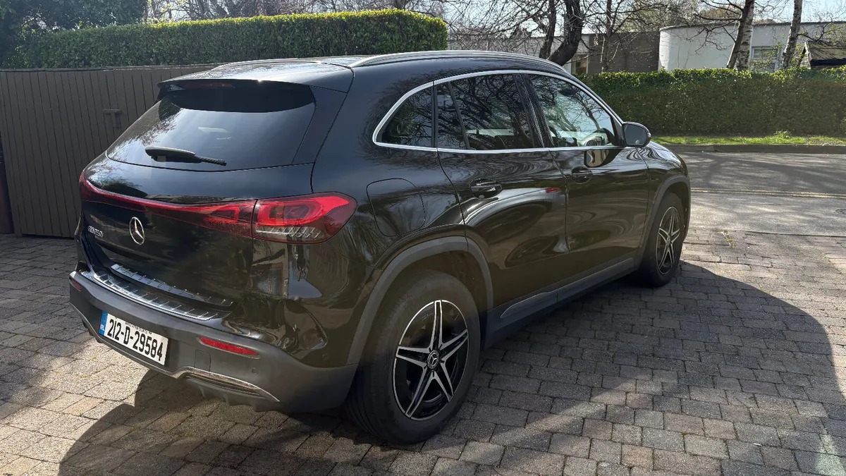 2021 Mercedes-Benz EQA 250 AMG Line - Image 4