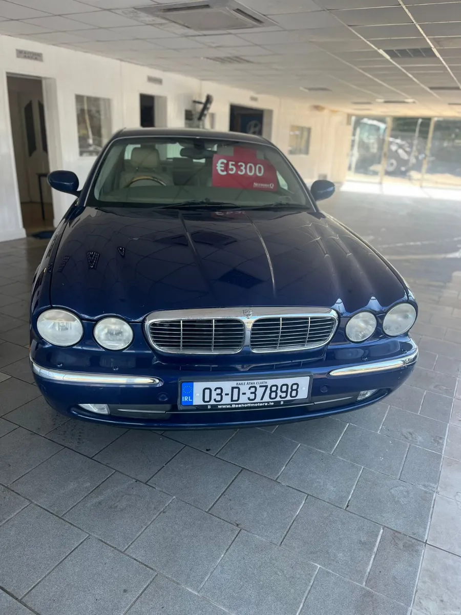 2003 Jaguar XJ 8 V8 4.2 - Image 2