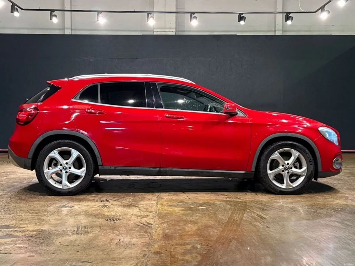 Mercedes-Benz GLA GLA 180 - FULL BLACK LEATHER HEA - Image 3