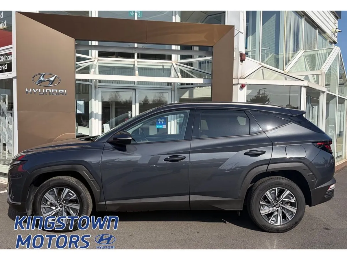 Hyundai Tucson Executive HEV 5DR Auto - Image 3