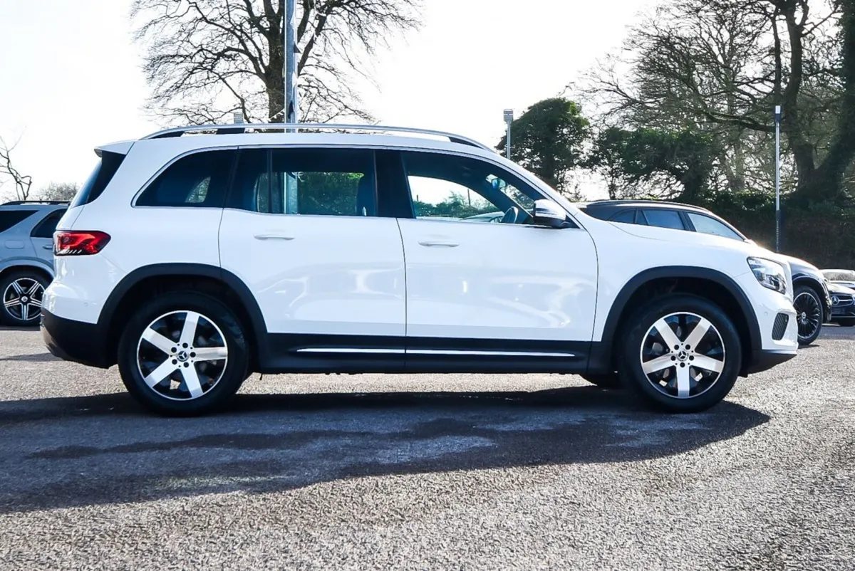 Mercedes-Benz GLB 200d Progressive Auto - Image 4