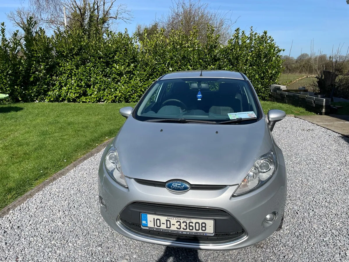Ford Fiesta low KM - Image 4