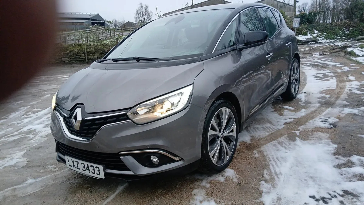 2017 Renault scenic 1.5 dci dynamique - Image 2