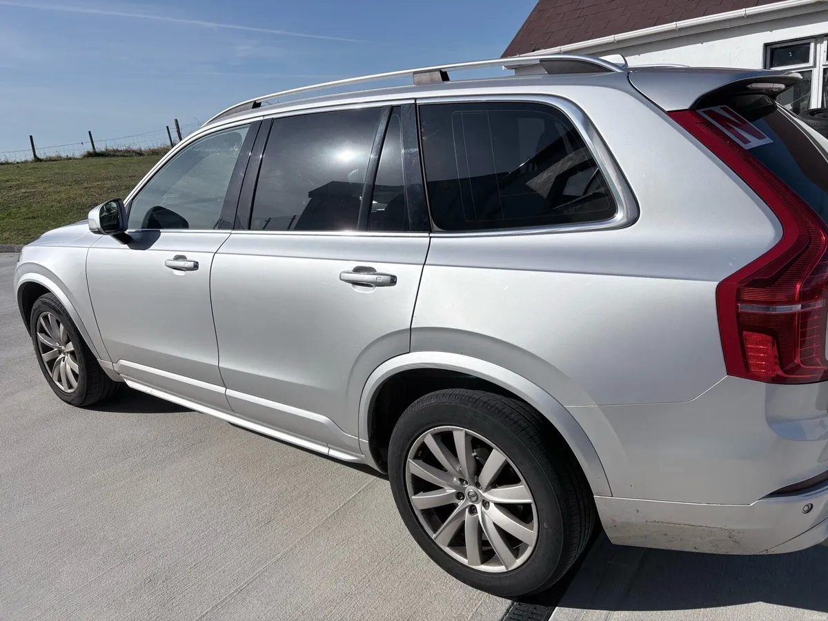 Volvo XC90 7 SEATS**D5 AWD MOMENTUM 5DR*m - Image 2