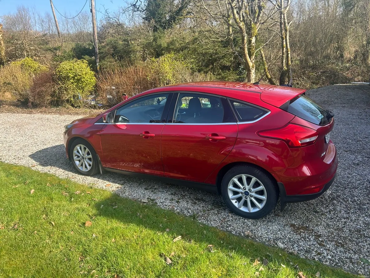 Ford Focus - Image 1