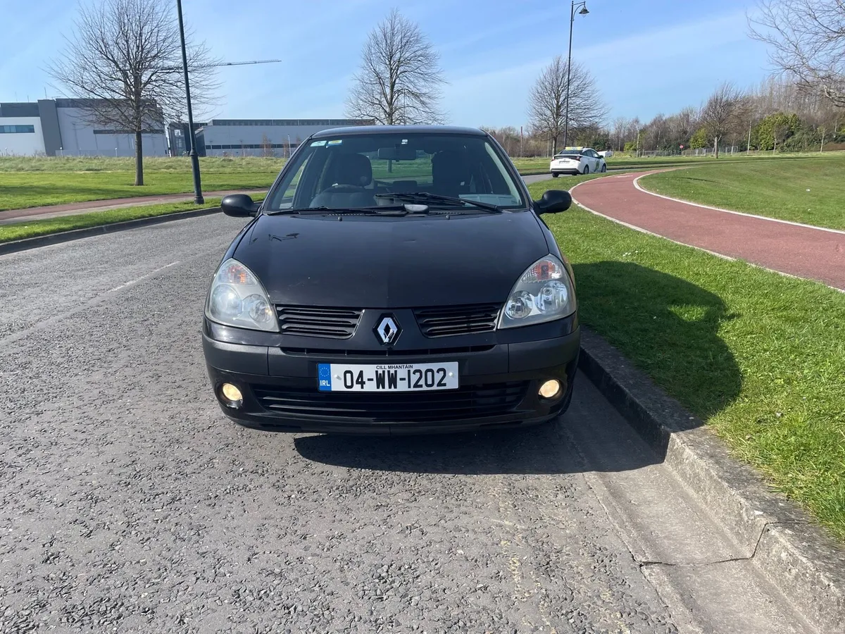 RENAULT CLIO 1.2 NCT 5/26 TAX 4/26 LOW MILEAGE - Image 3