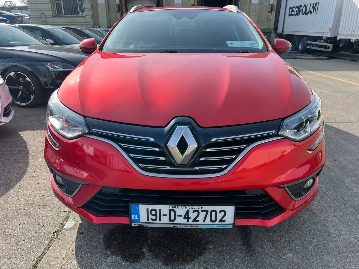 Renault Megane 2019 ESTATE NCT 06/27 - Image 2