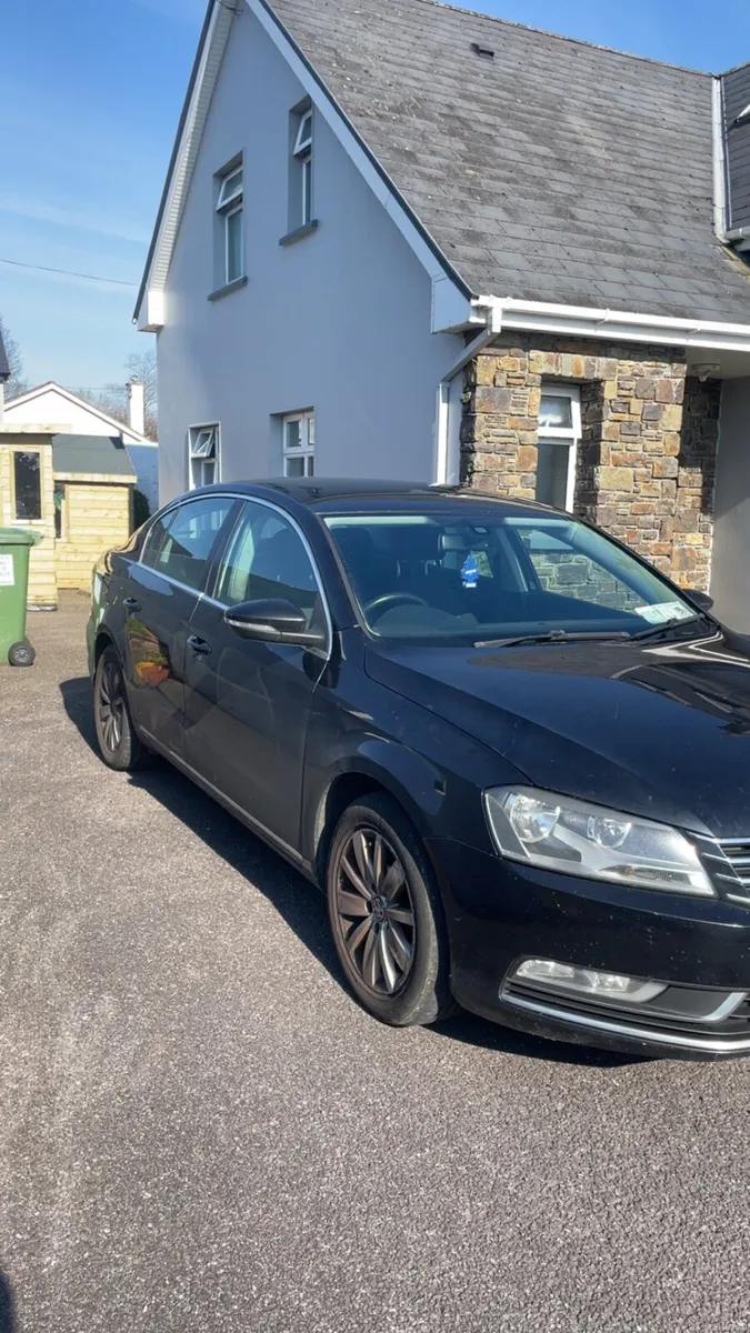 Volkswagen Passat - Image 3