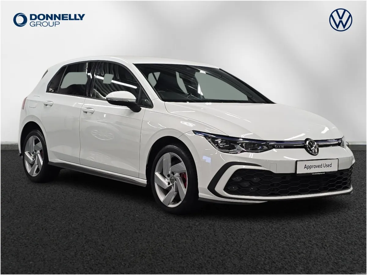 Volkswagen Golf Hatchback GTE - Image 1
