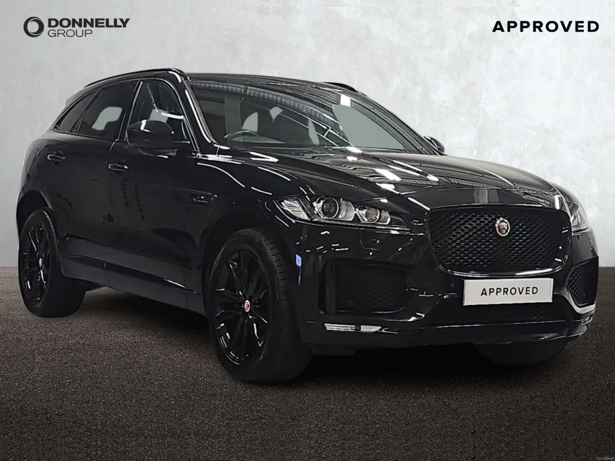 Jaguar F-pace F-Pace Estate Special Editions Chequ - Image 1