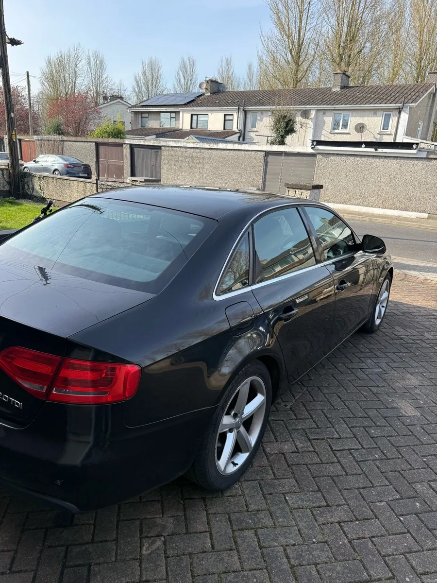 Audi a4 2.0 TDI - Image 2