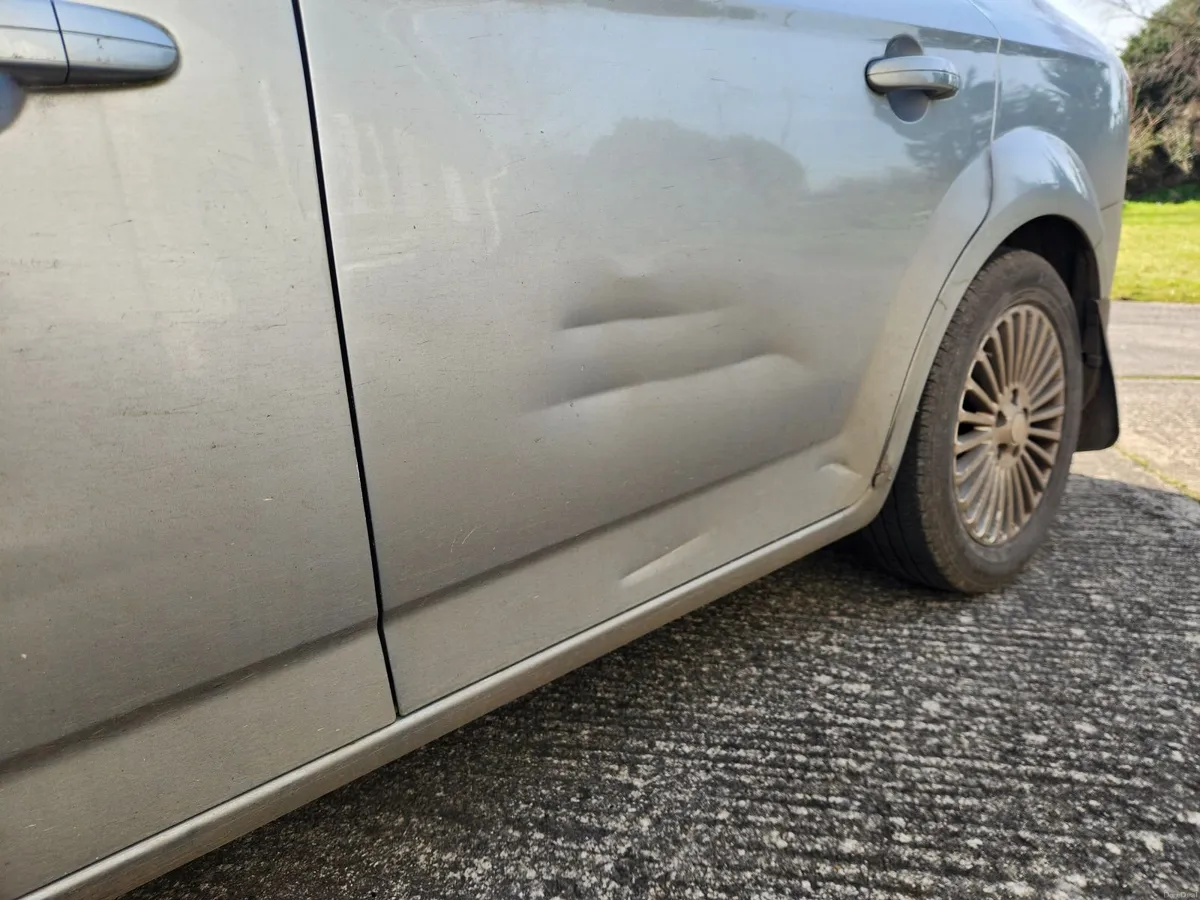 Ford Mondeo 2010 - Image 2