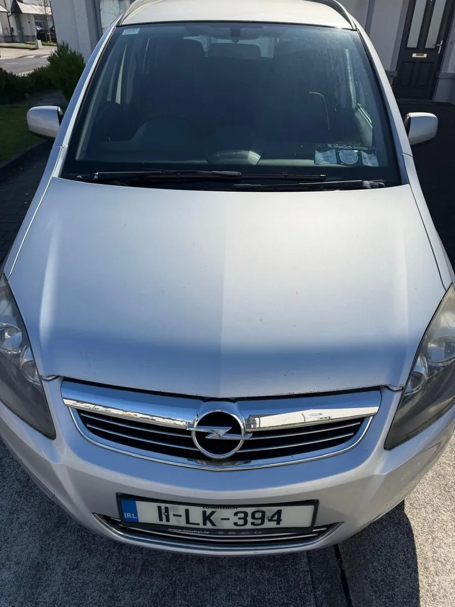 Opel Zafira 2011 - Image 2