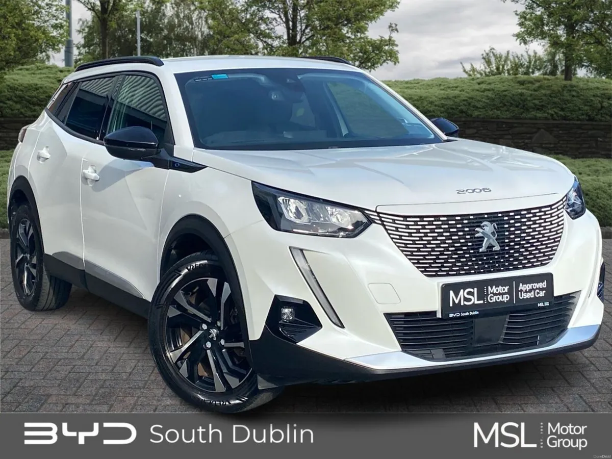 Peugeot 2008 Electric 136bhp (50 kWh) Allure - Image 3