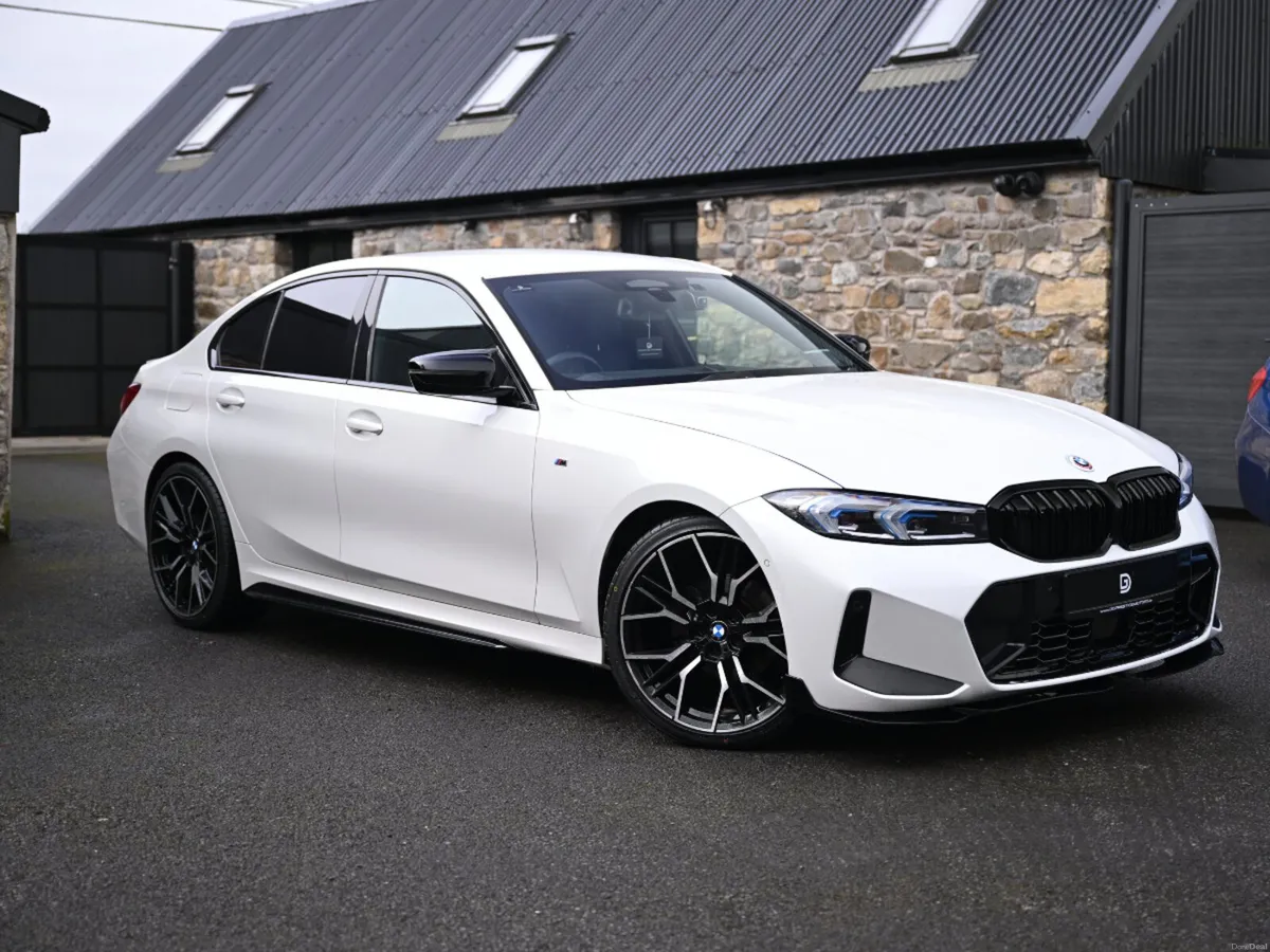 2023 BMW 3 SERIES AUTO M SPORT XDRIVE - Image 3