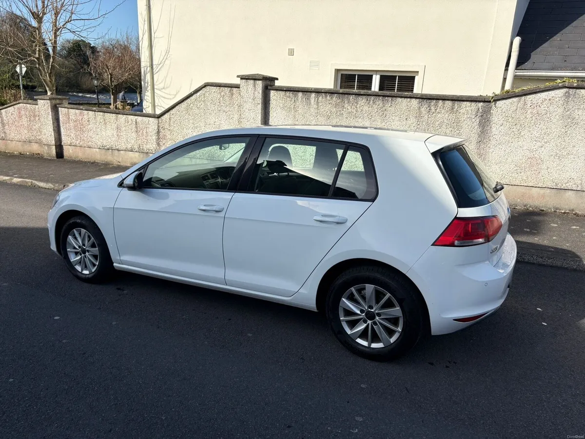 2015 Volkswagen Golf Nct August 2026 - Image 4