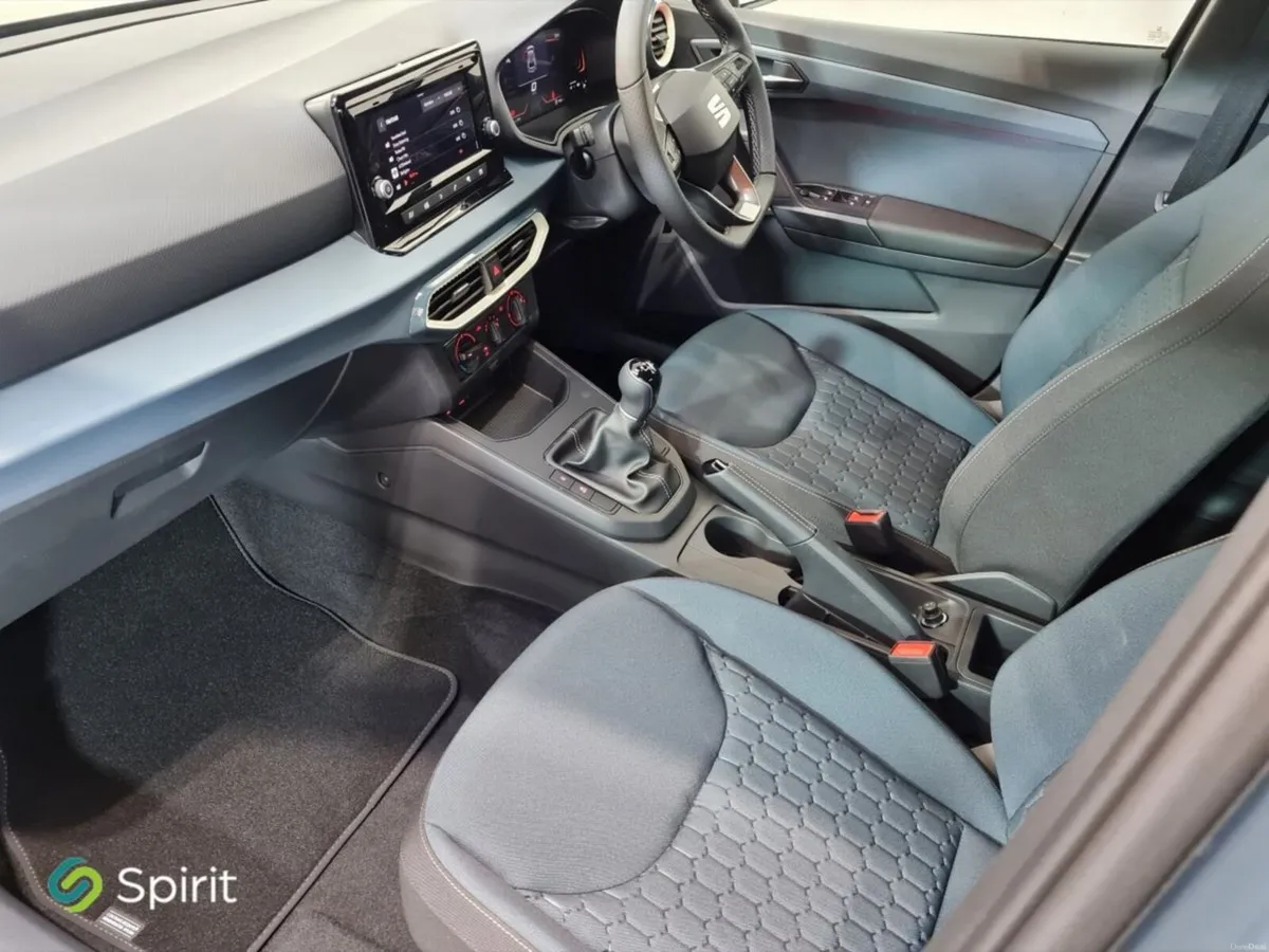 SEAT Ibiza 1.0TSI 95hp SE+**Call John 0861913954 - Image 4