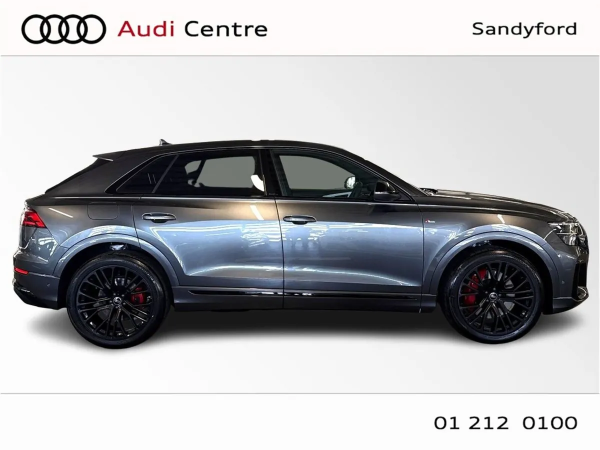 Audi Q8 SUV Competition TFSI e quattro 360 kW tipt - Image 2