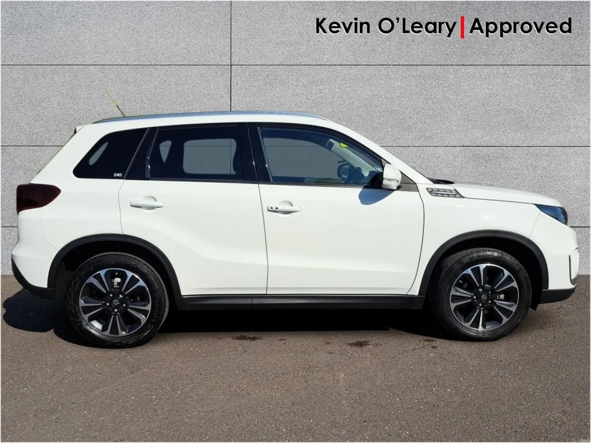 Suzuki Vitara 1.4 Hybrid SZ-5 - Image 6