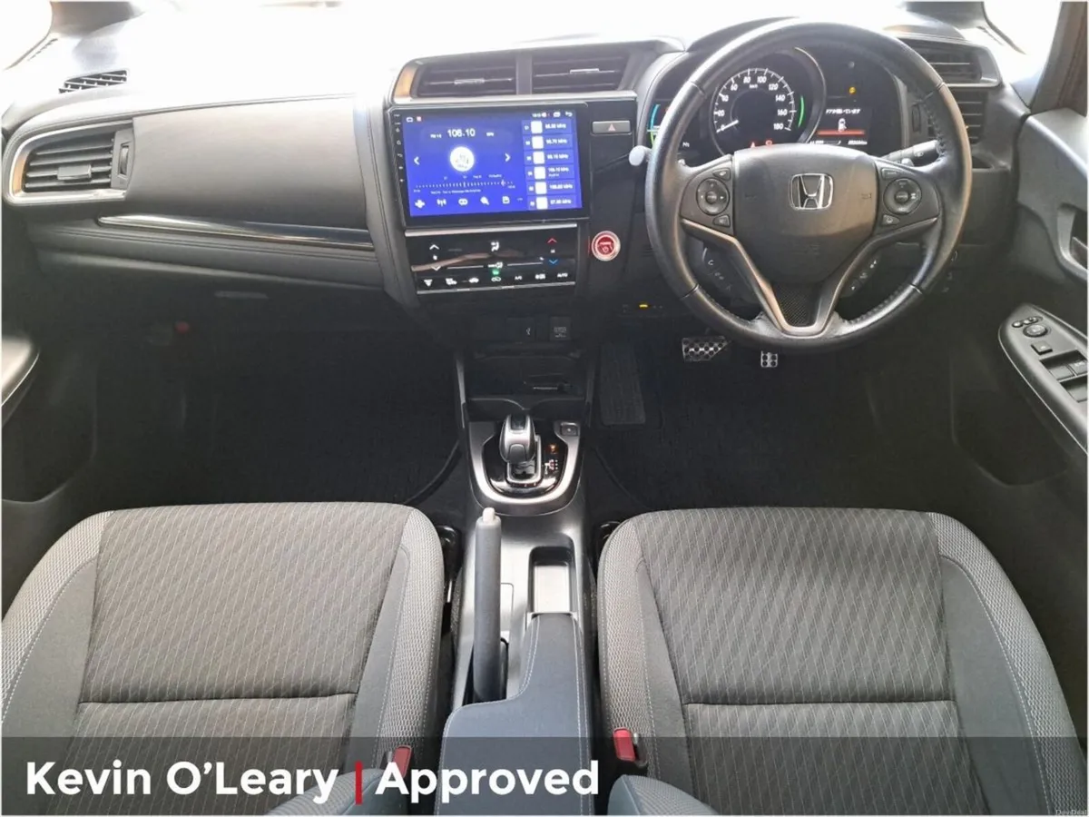Honda Fit 1.5 Hybrid RS - Image 2