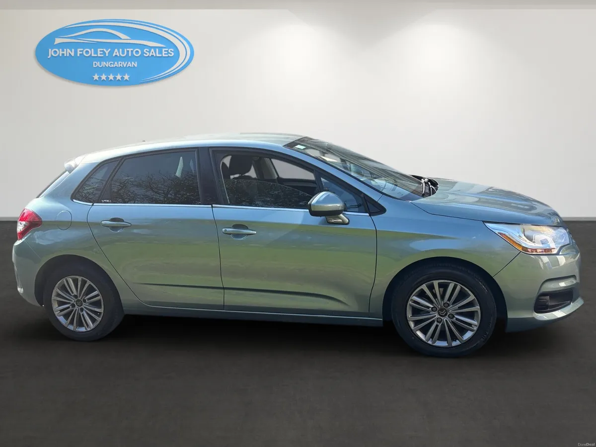 2012-Citreon C4 -1.6 VTR+Petrol Automatic - Image 3