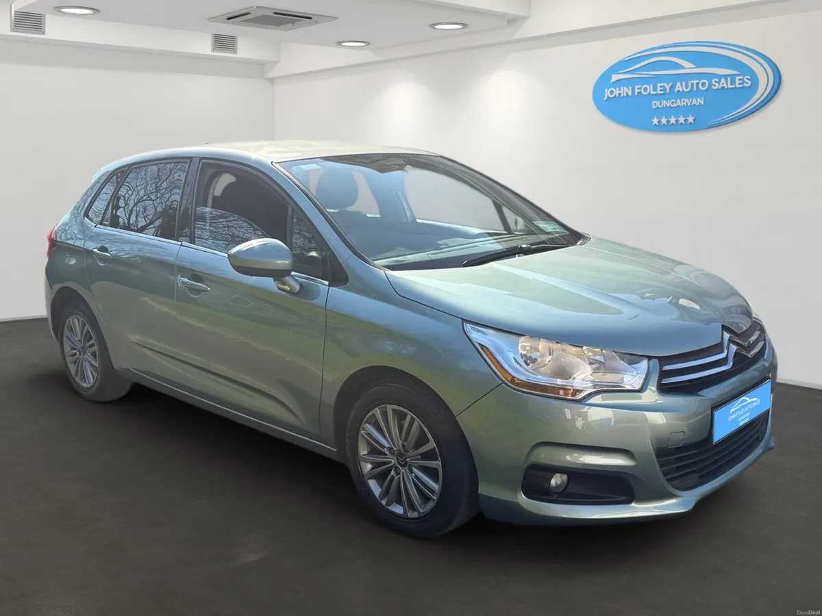 2012-Citreon C4 -1.6 VTR+Petrol Automatic - Image 2