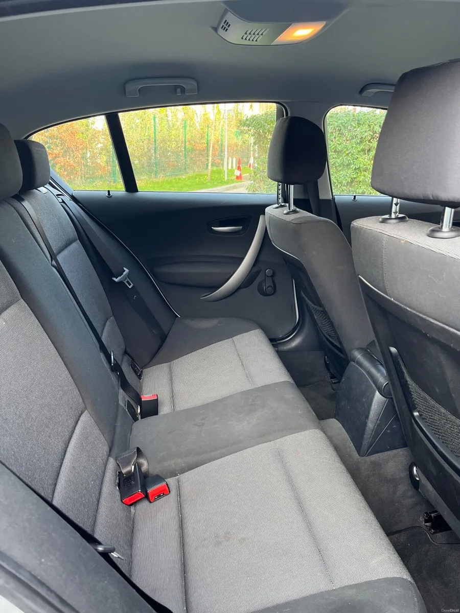 BMW 1-Series 2007 - Image 4