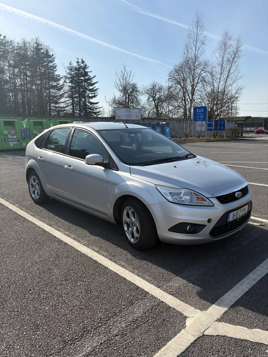 Ford Focus 2011 - Image 1