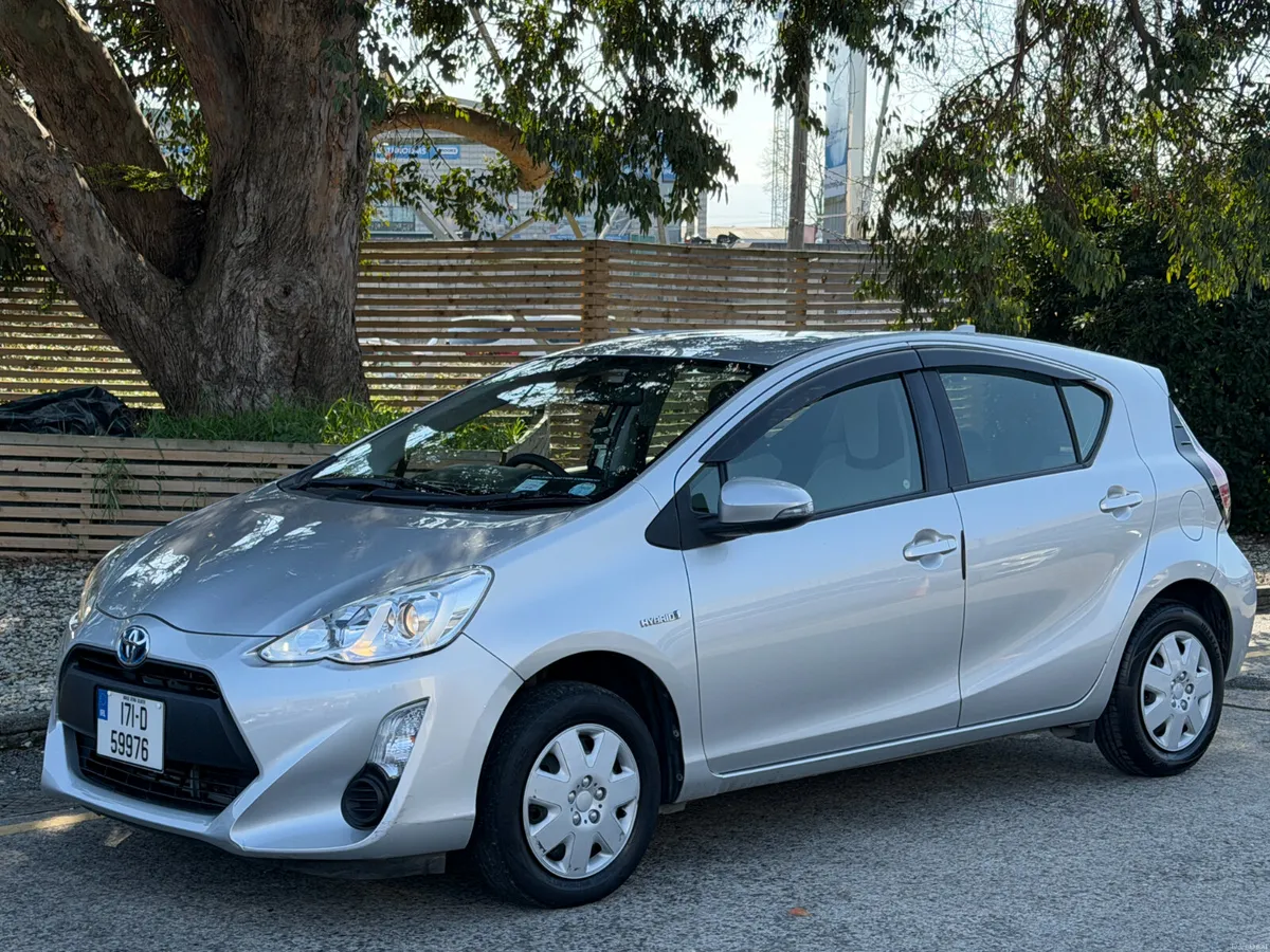 2017 Toyota Aqua.AUTOMATIC.. - Image 3