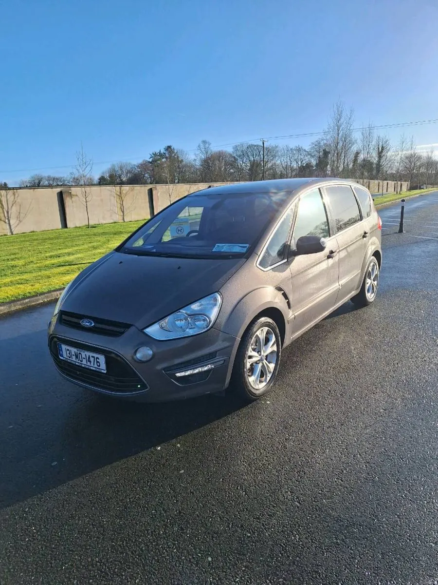 S Max Titanium 7 seater - Image 3