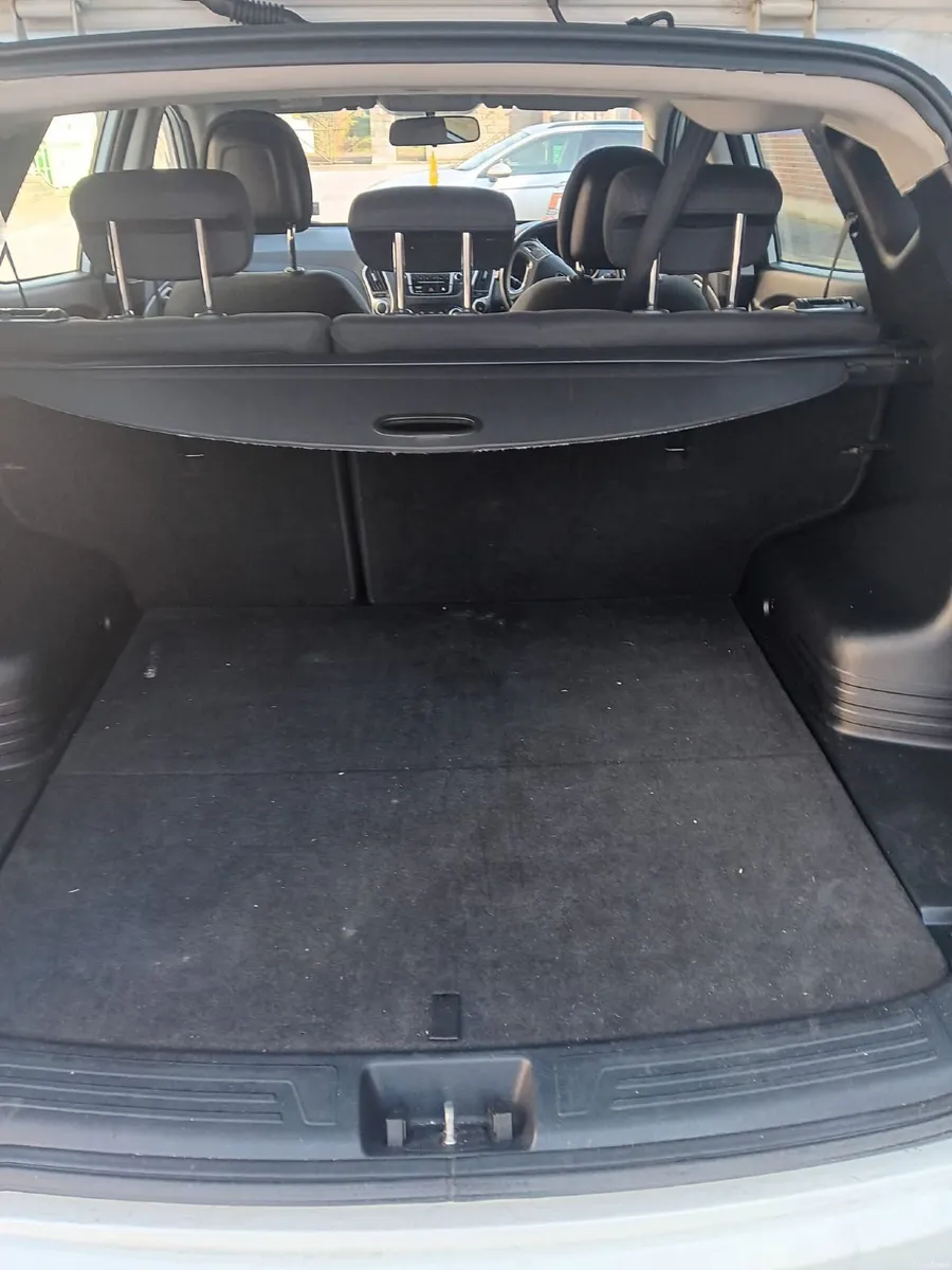 Hyundai ix35 2011 NCT AND TAX - Image 4