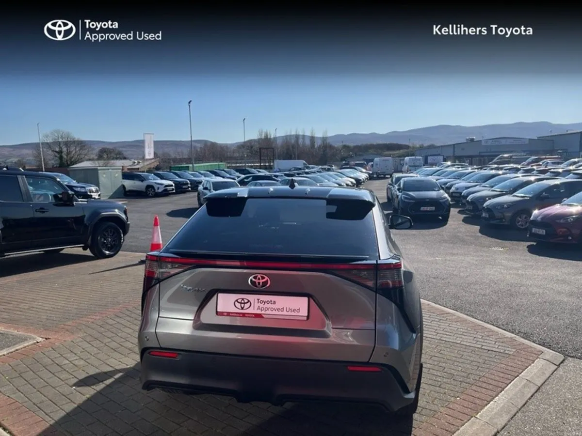 Toyota bZ4X PREMIERE EDITION 11kw OBC - Image 4