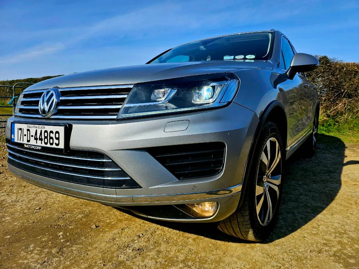 “VW Touareg 3.0 V6 TDI Crew Cab – Leather – No Vat - Image 1