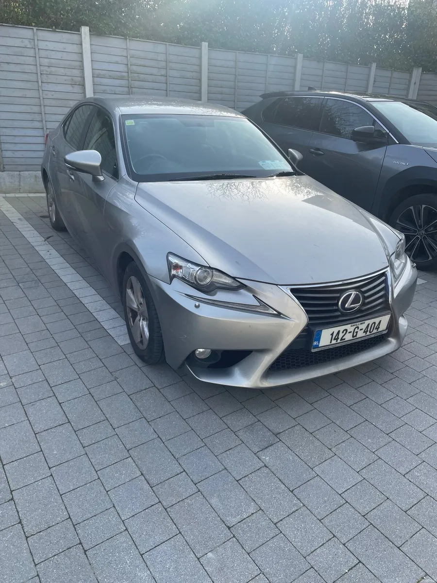 Lexus IS 300 2014 - Image 3