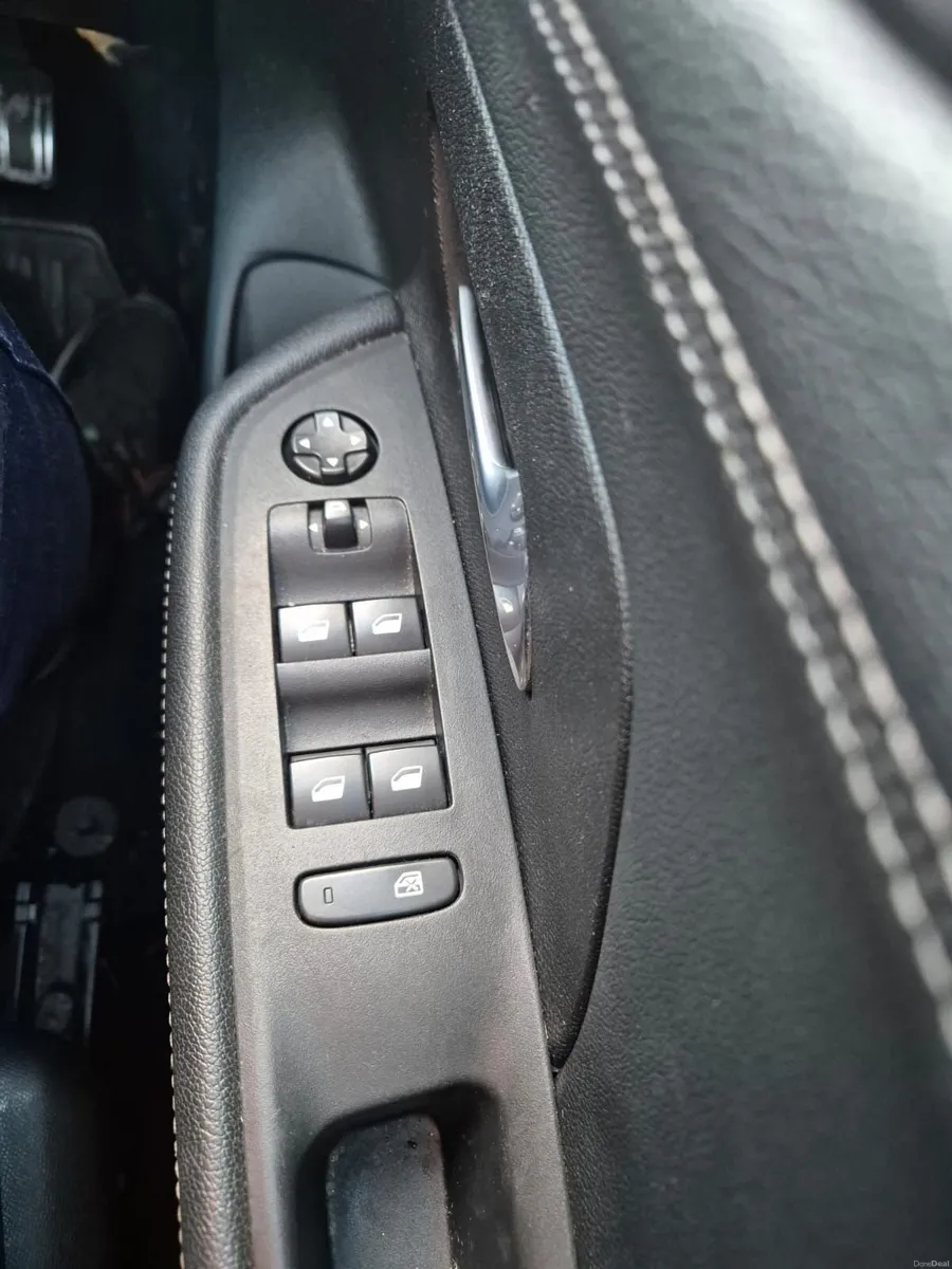 Opel Mokka 2022 - Image 4