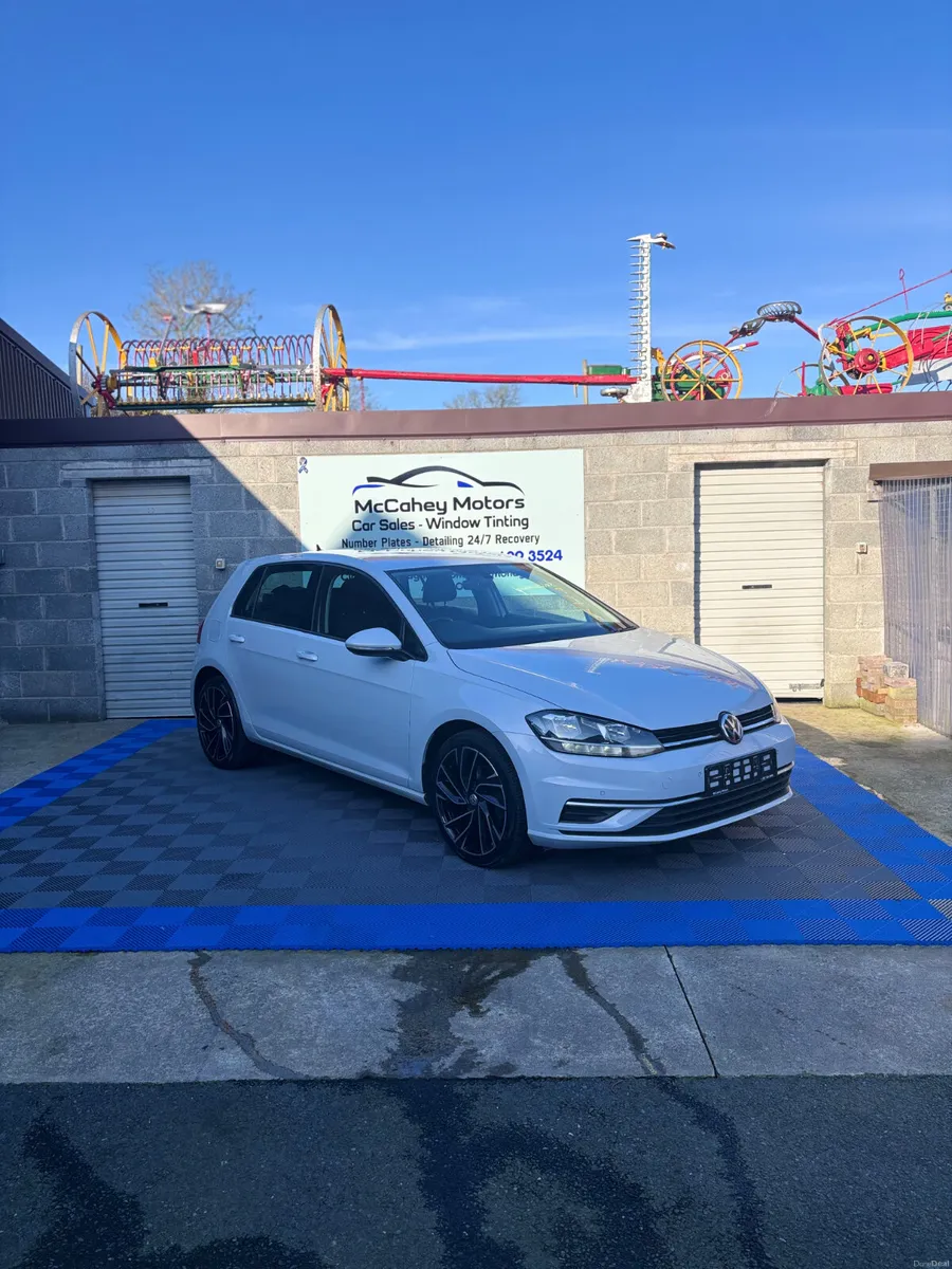Volkswagen Golf 2017 - Image 1