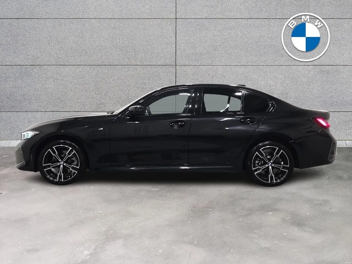 BMW 3-Series 330e M Sport Saloon - Image 3