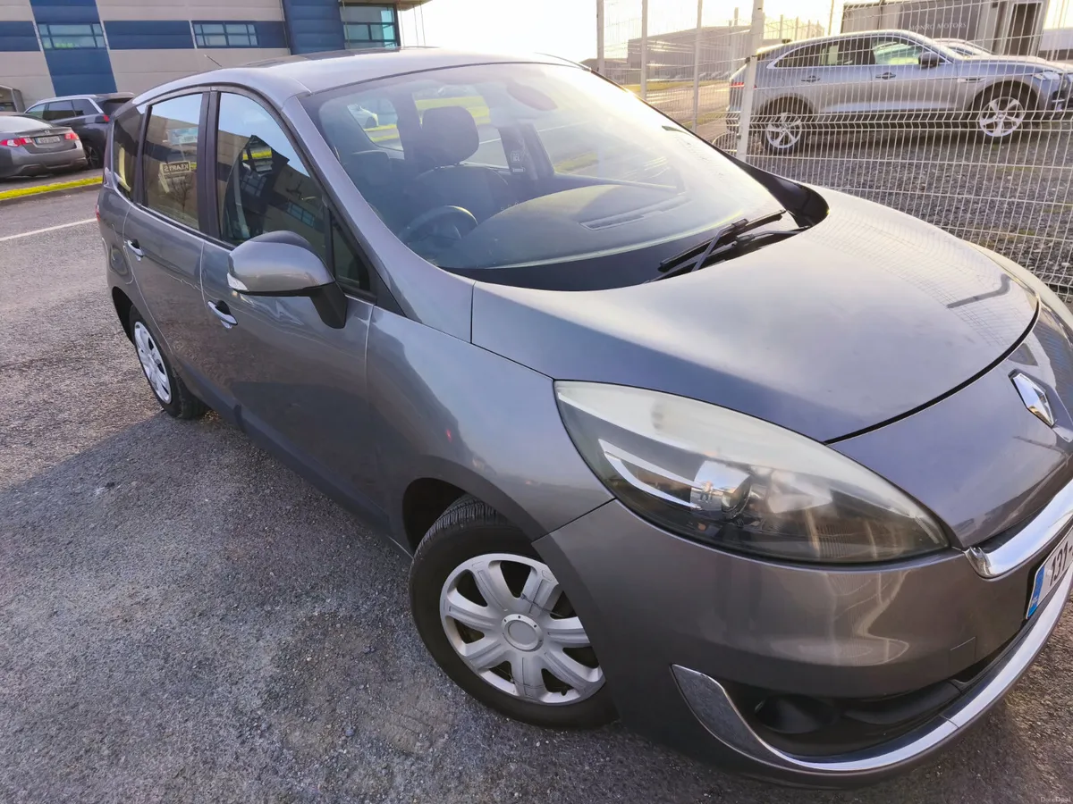 Renault Grand Scenic 1.5 DCI 110 DYNAMIQUE, Low km - Image 3