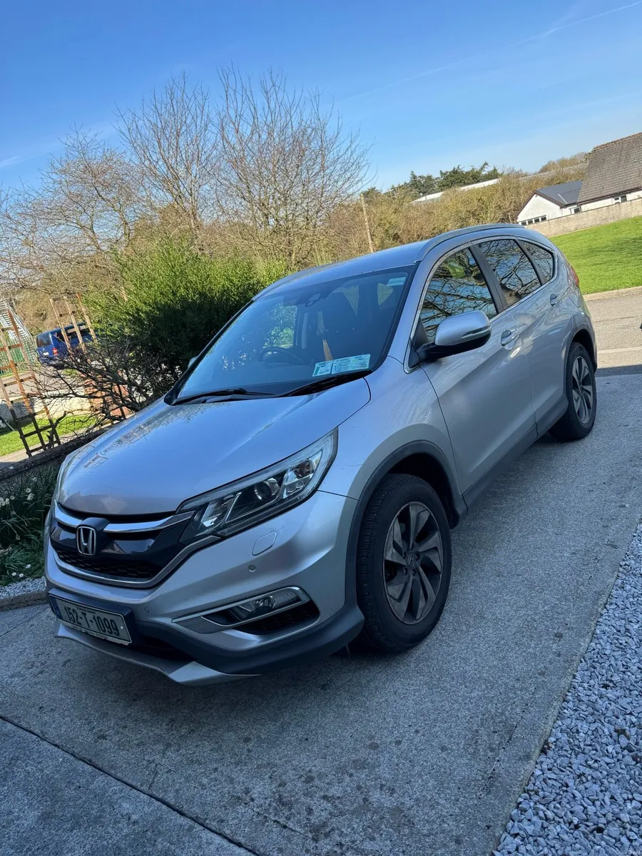 2015 Honda CRV AWD ES SPORT - Image 1