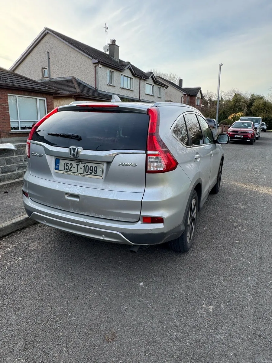 2015 Honda CRV AWD ES SPORT - Image 4